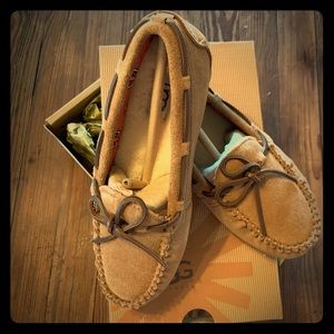 UGG Little Boy House shoes